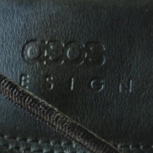 Black "Suede" low-heel slingback pumps NWOT, size 9 fits small - Picture 13 of 13